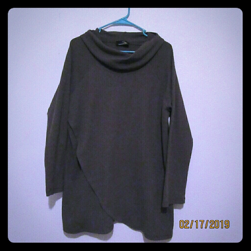 Suzanne betro sweater
